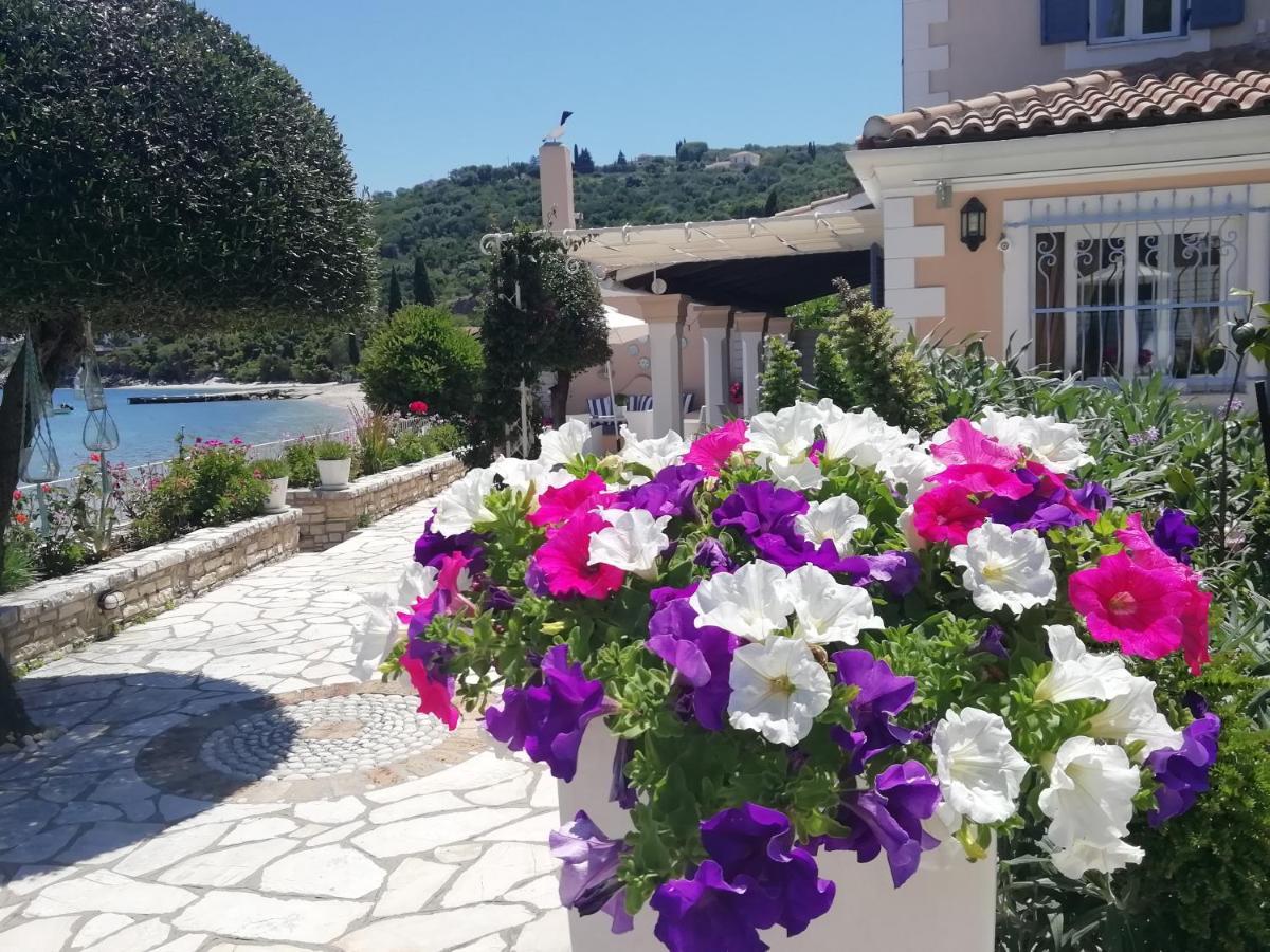 Imerolia Beach Villa Kassiopi Corfu Exterior foto