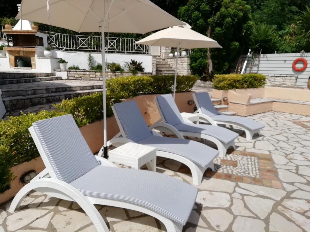 Imerolia Beach Villa Kassiopi Corfu Exterior foto