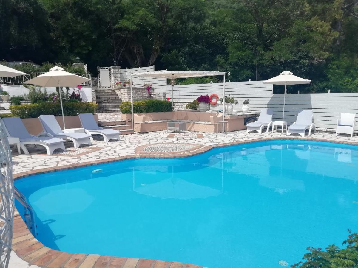 Imerolia Beach Villa Kassiopi Corfu Exterior foto