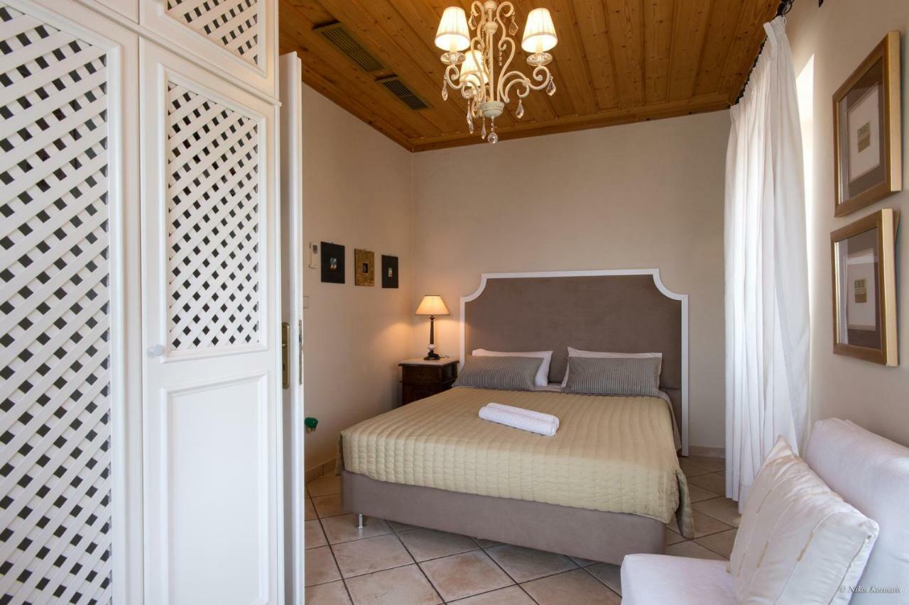 Imerolia Beach Villa Kassiopi Corfu Exterior foto